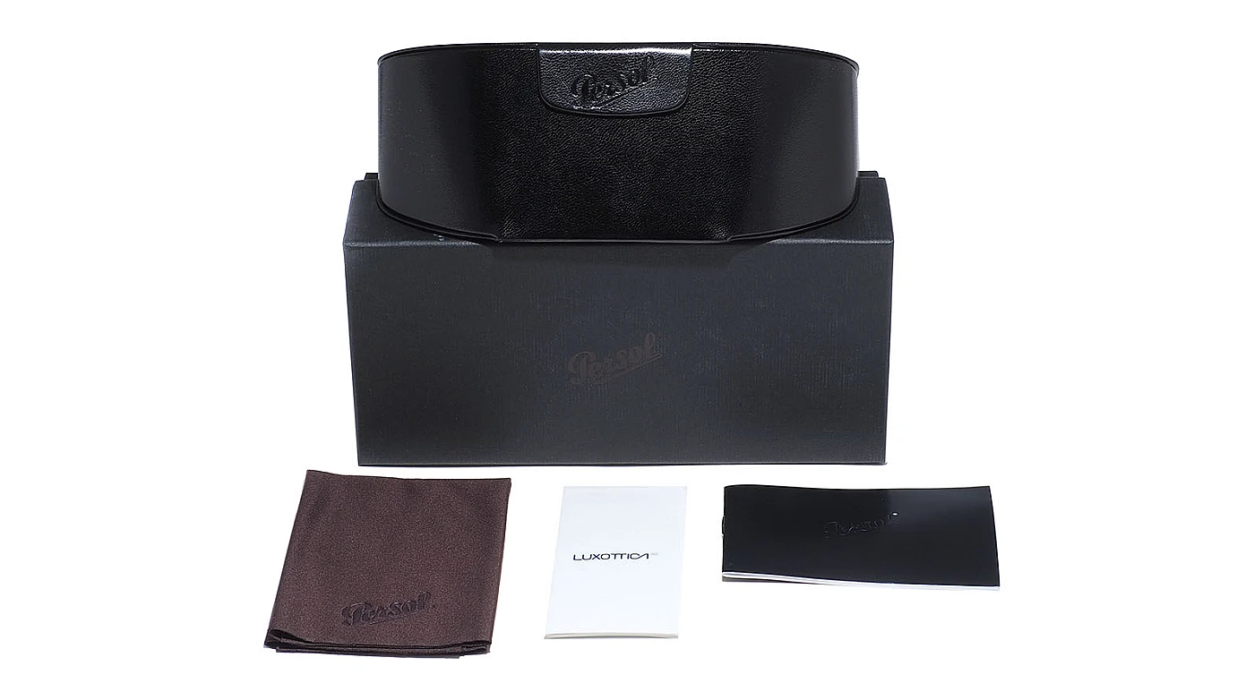 Женские солнцезащитные очки Persol 3195S 104132 фото 5