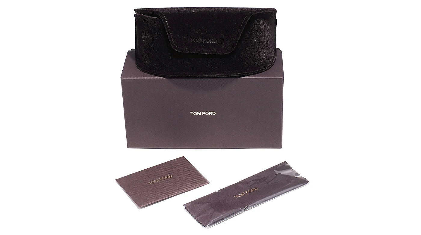 Солнцезащитные очки Tom Ford Bruce 1026-N 01D фото 5