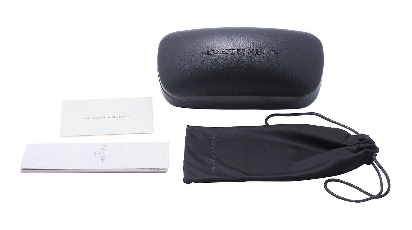 Солнцезащитные очки Alexander McQueen 0325S 002 фото 5