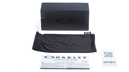 Oakley 9102 E8
