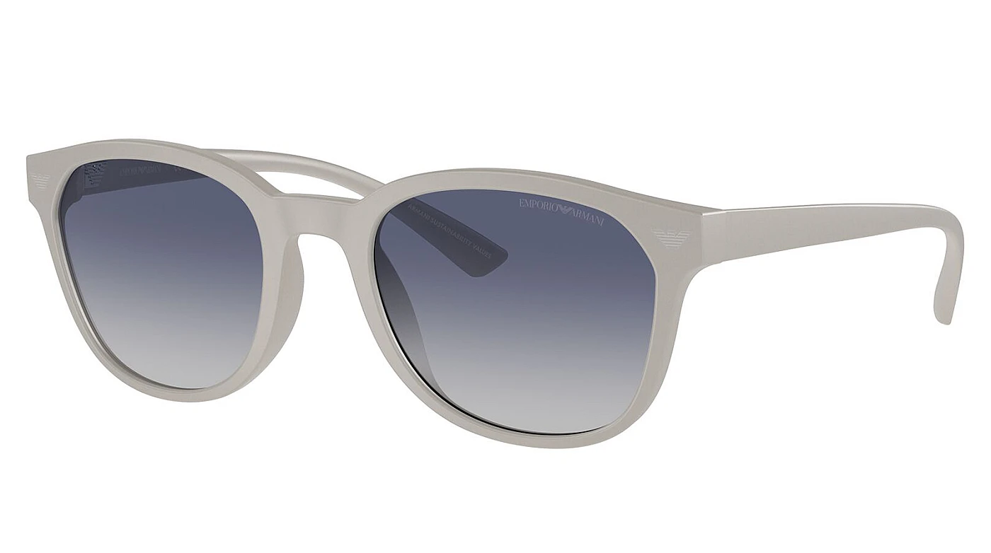 Солнцезащитные очки Emporio Armani 4225U 610087 фото 1