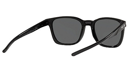 Oakley 9018 04
