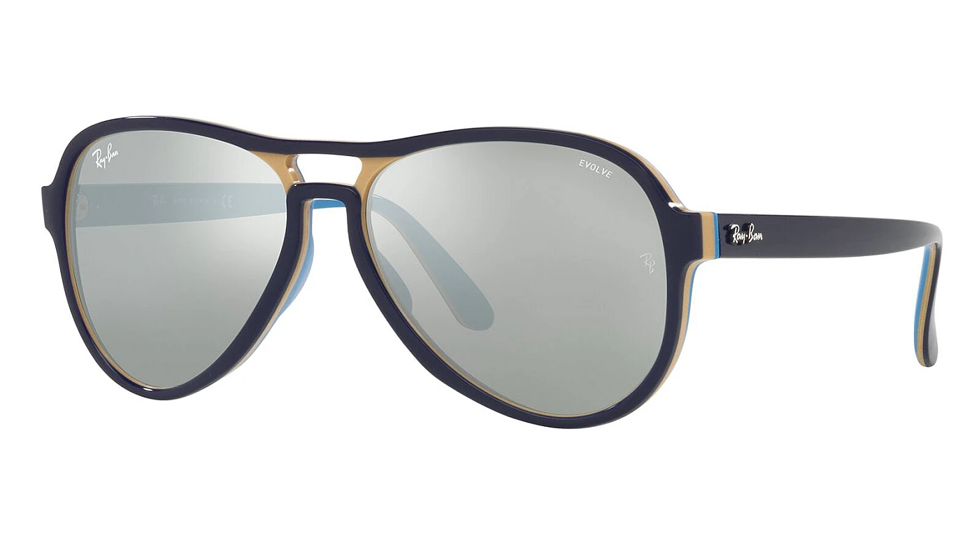 Мужские солнцезащитные очки Ray-Ban Vagabond RB 4355 6546W3 фото 1